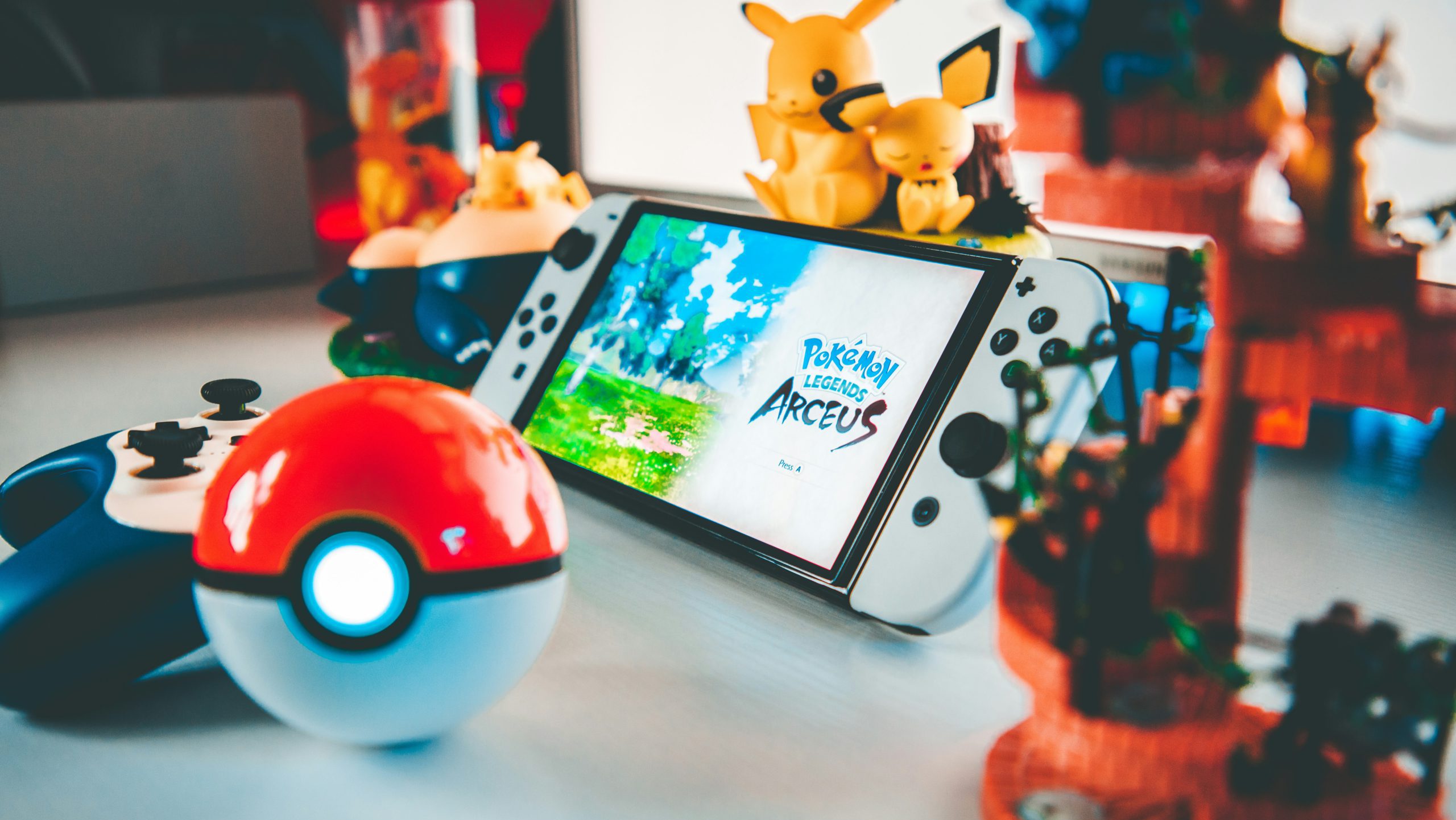 Gotta Catch ‘Em All: Why Fans Love Pokémon Collectibles Gotta Catch ‘Em All: Why Fans Love Pokémon Collectibles